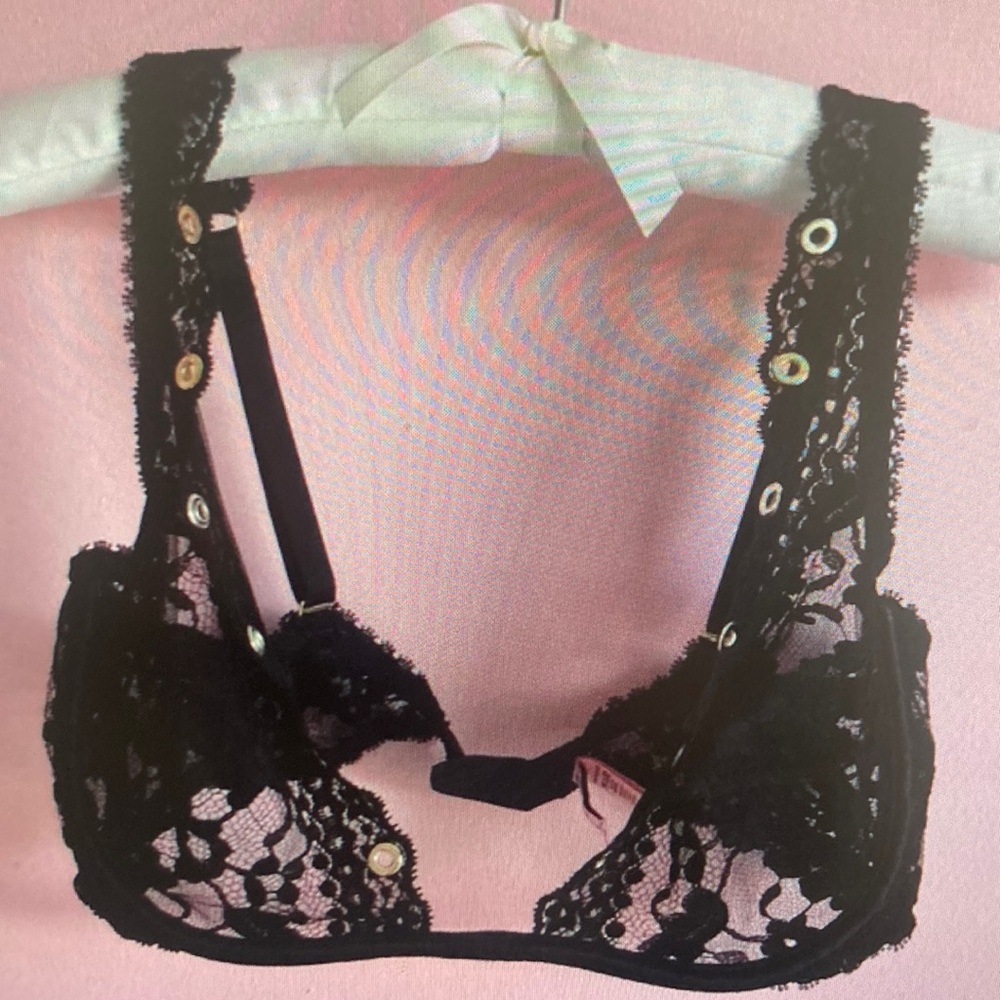 Elegant Black Lace Bralette